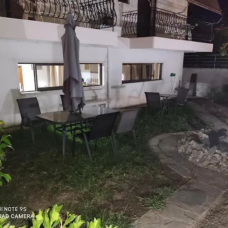 Rousetis Апартаменты *